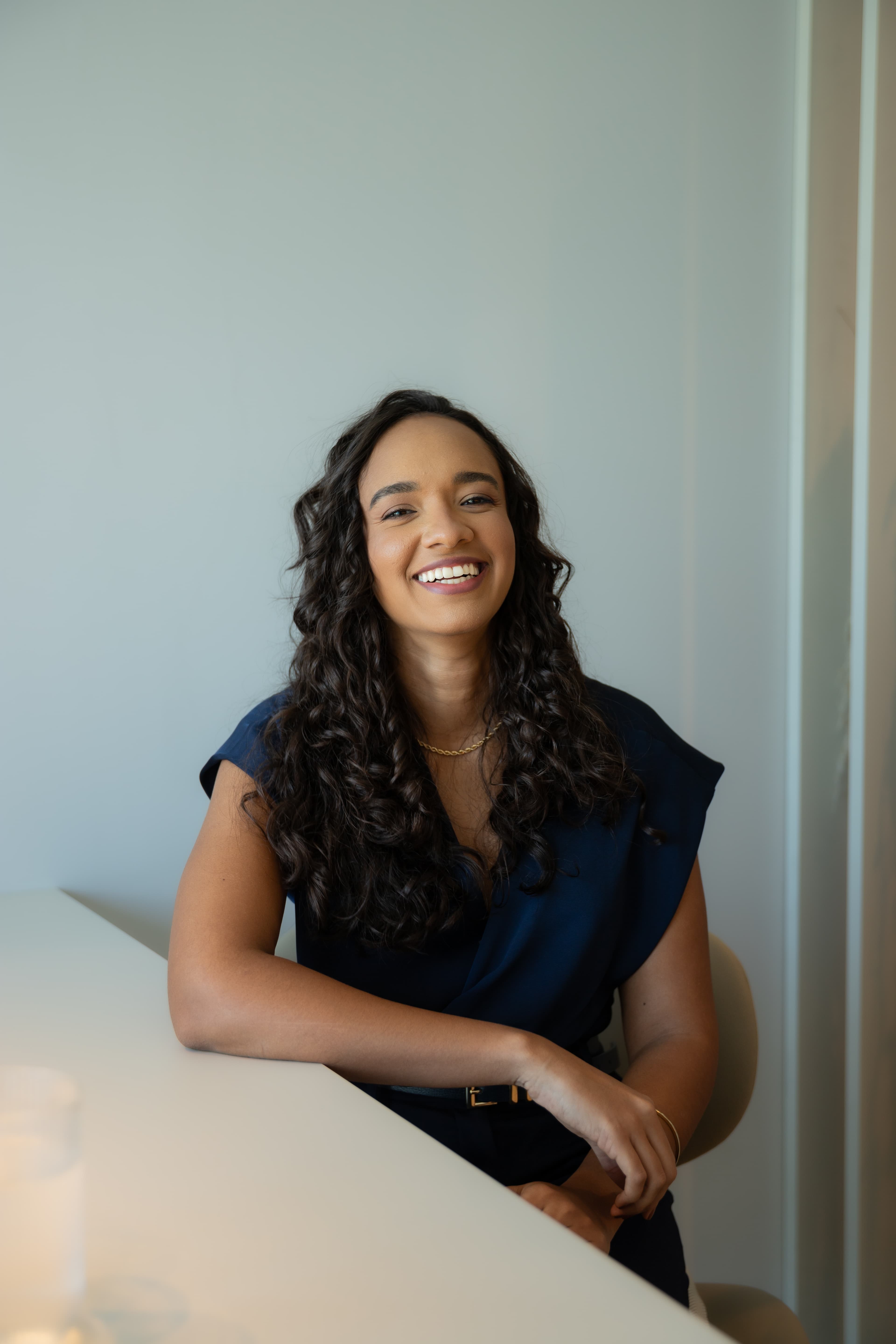 Drª Jade Matos - sorriso acolhedor